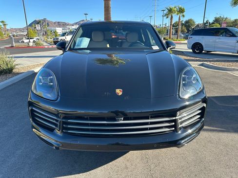 Used 2022 Porsche Cayenne Platinum Edition AWD/4WD image 7