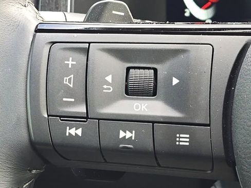 Certified 2024 Nissan Pathfinder Platinum image 22