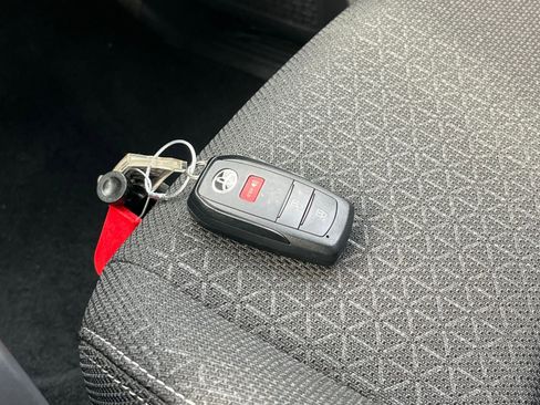 Used 2025 Toyota 4Runner SR5 image 22