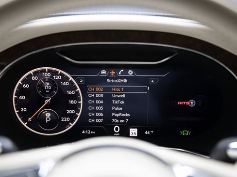 Used 2021 Bentley Flying Spur W12 image 78