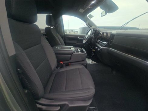 Used 2024 GMC Sierra 1500 Elevation image 10