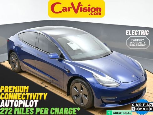 Used 2023 Tesla Model 3 Standard Range image 1