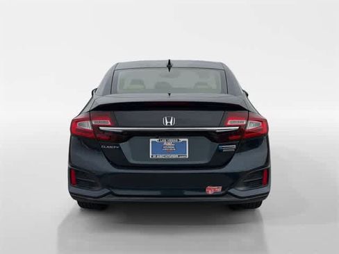 Used 2018 Honda Clarity Touring image 4