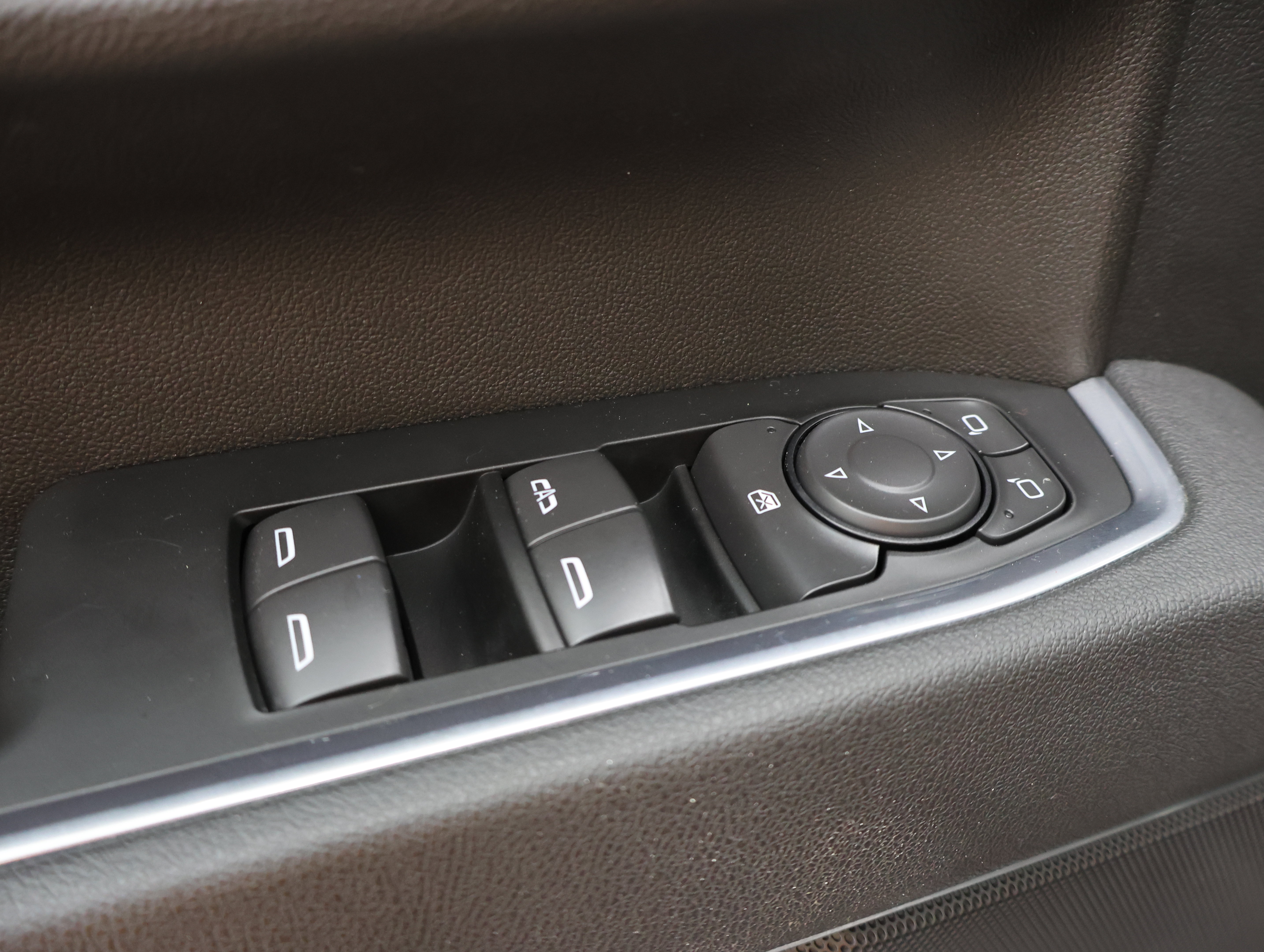 Used 2026 Chevrolet Silverado 2500 LT AWD/4WD image 42