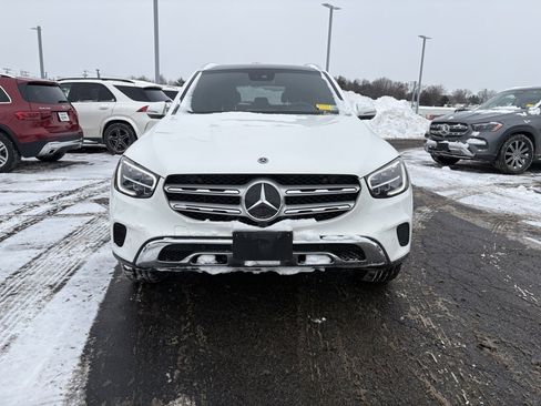 Certified 2022 Mercedes-Benz GLC 300 4MATIC image 2