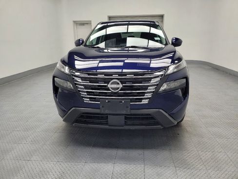 Used 2024 Nissan Rogue SV image 15