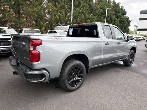 Used 2026 Chevrolet Silverado 1500 Custom AWD/4WD image 10