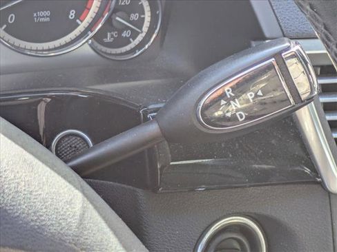 Used 2010 Mercedes-Benz E 350 E 350 Luxury image 12