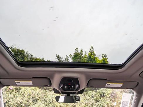 New 2025 Audi Q5 Premium Plus image 18