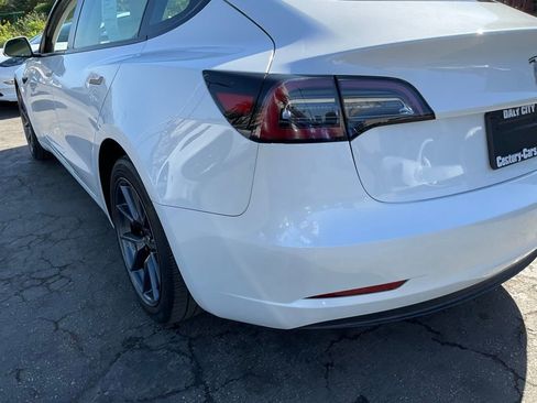 Used 2023 Tesla Model 3 Standard Range image 87