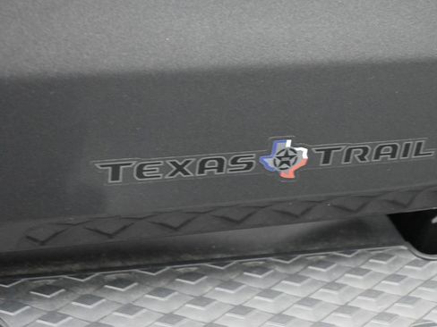 New 2025 Jeep Gladiator Sport image 27