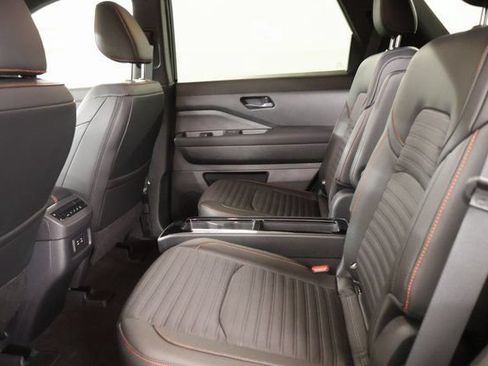 New 2026 Nissan Pathfinder Rock Creek w/ Rock Creek Premium Package AWD/4WD image 30