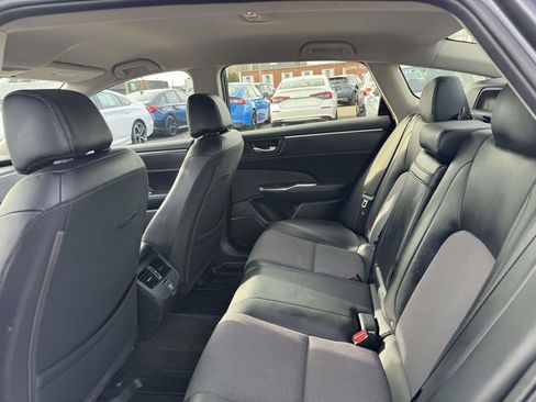 Used 2021 Honda Clarity Plug-In Hybrid image 9