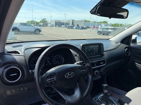 Used 2020 Hyundai Kona SEL AWD/4WD image 11