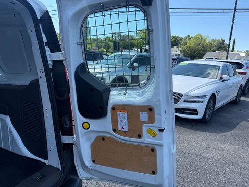 Used 2020 Ford Transit Connect XL FWD image 16