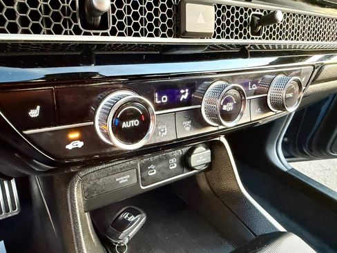 Used 2025 Honda Civic FWD Hybrid Sedan image 17