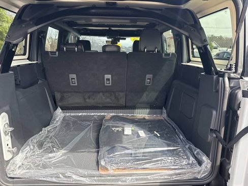 New 2026 Ford Bronco Raptor AWD/4WD image 36