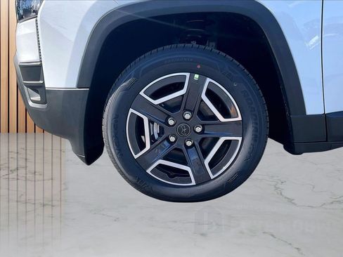 New 2026 Jeep Cherokee Limited image 30