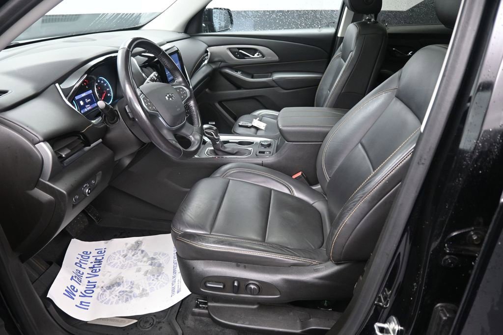 Used 2021 Chevrolet Traverse RS w/ LPO, Floor Liner Package AWD/4WD image 33