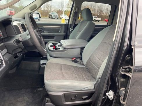 Used 2017 RAM 1500 Classic SLT image 13