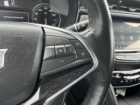 Used 2023 Cadillac XT5 Premium Luxury image 30
