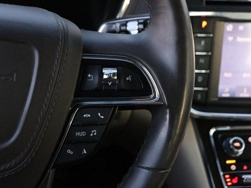 Used 2020 Lincoln Continental Reserve w/ Luxury Package image 13