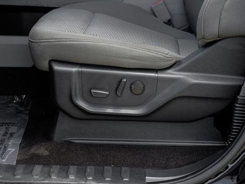 Used 2019 Ford F150 XLT w/ Equipment Group 302A Luxury AWD/4WD image 36