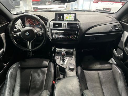 Used 2017 BMW M2 RWD image 52
