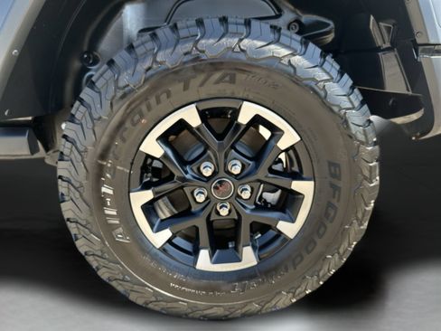 Used 2026 Jeep Wrangler Unlimited Rubicon AWD/4WD image 29