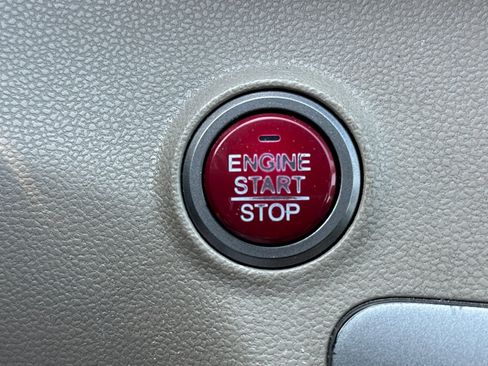 Used 2016 Honda Odyssey SE image 23