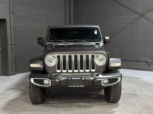 Used 2019 Jeep Wrangler Unlimited Sahara w/ Cold Weather Group AWD/4WD image 2