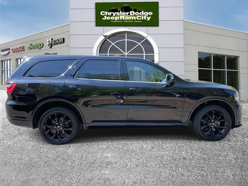 Used 2019 Dodge Durango GT w/ Blacktop Package AWD/4WD image 5