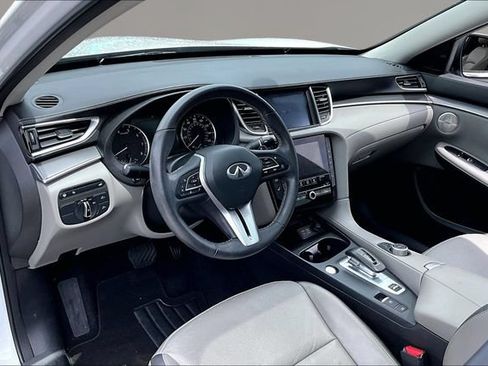 Used 2023 INFINITI QX50 Luxe w/ Accent Package AWD/4WD image 14