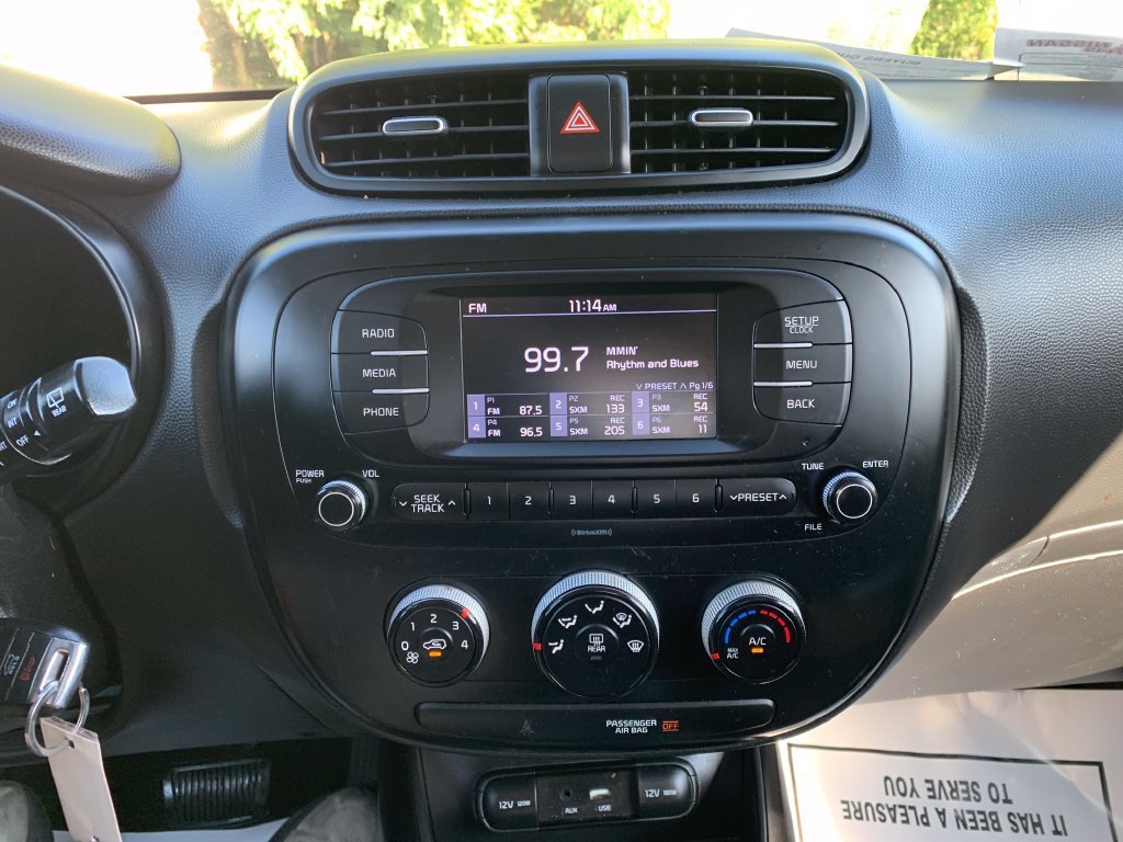 Used 2018 Kia Soul FWD image 12