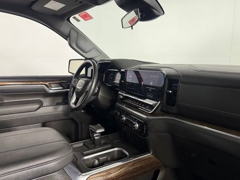 Used 2024 GMC Sierra 1500 Elevation w/ Elevation Premium Package AWD/4WD image 26