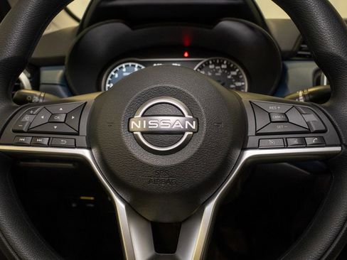 New 2025 Nissan Versa SV w/ Trunk Package image 17