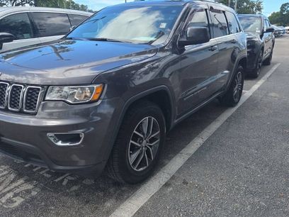 Used 2018 Jeep Grand Cherokee Laredo