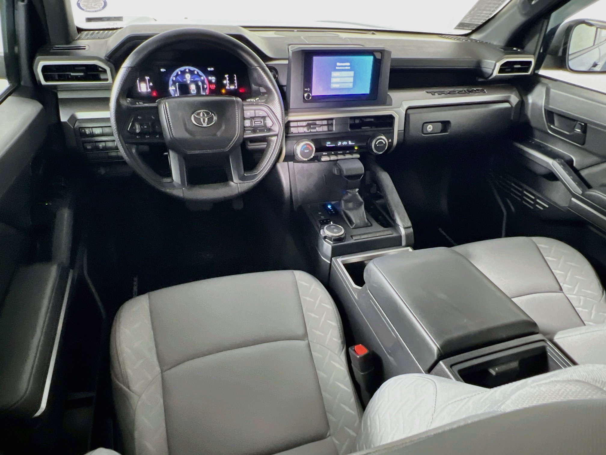 Used 2026 Toyota Tacoma SR5 AWD/4WD image 28