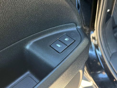 Used 2018 Honda Pilot EX-L image 37