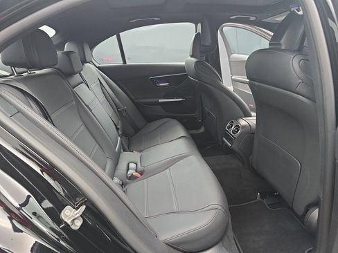 Used 2025 Mercedes-Benz C 300 Sedan image 47