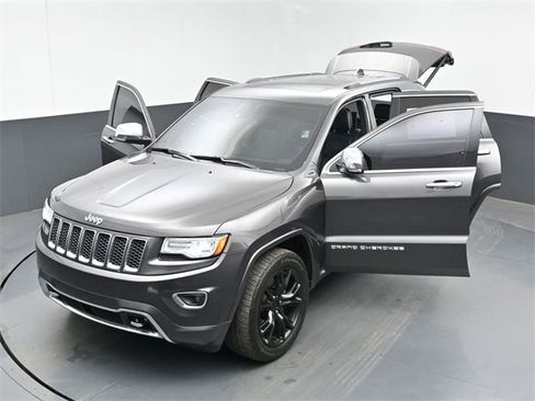 Used 2014 Jeep Grand Cherokee Overland w/ Advanced Technology Group image 57