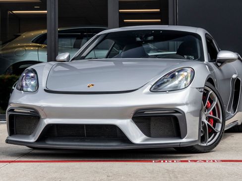Used 2020 Porsche 718 Cayman GT4 RWD image 7