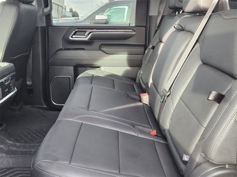 Used 2024 Chevrolet Silverado 3500 LTZ w/ LTZ Premium Package image 10