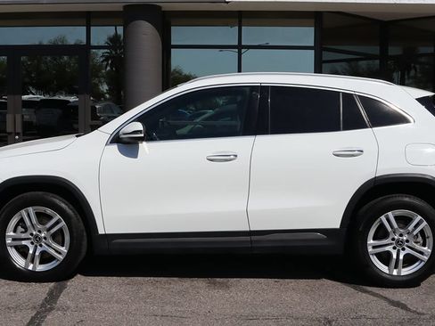 Used 2021 Mercedes-Benz GLA 250 w/ Premium Package image 8