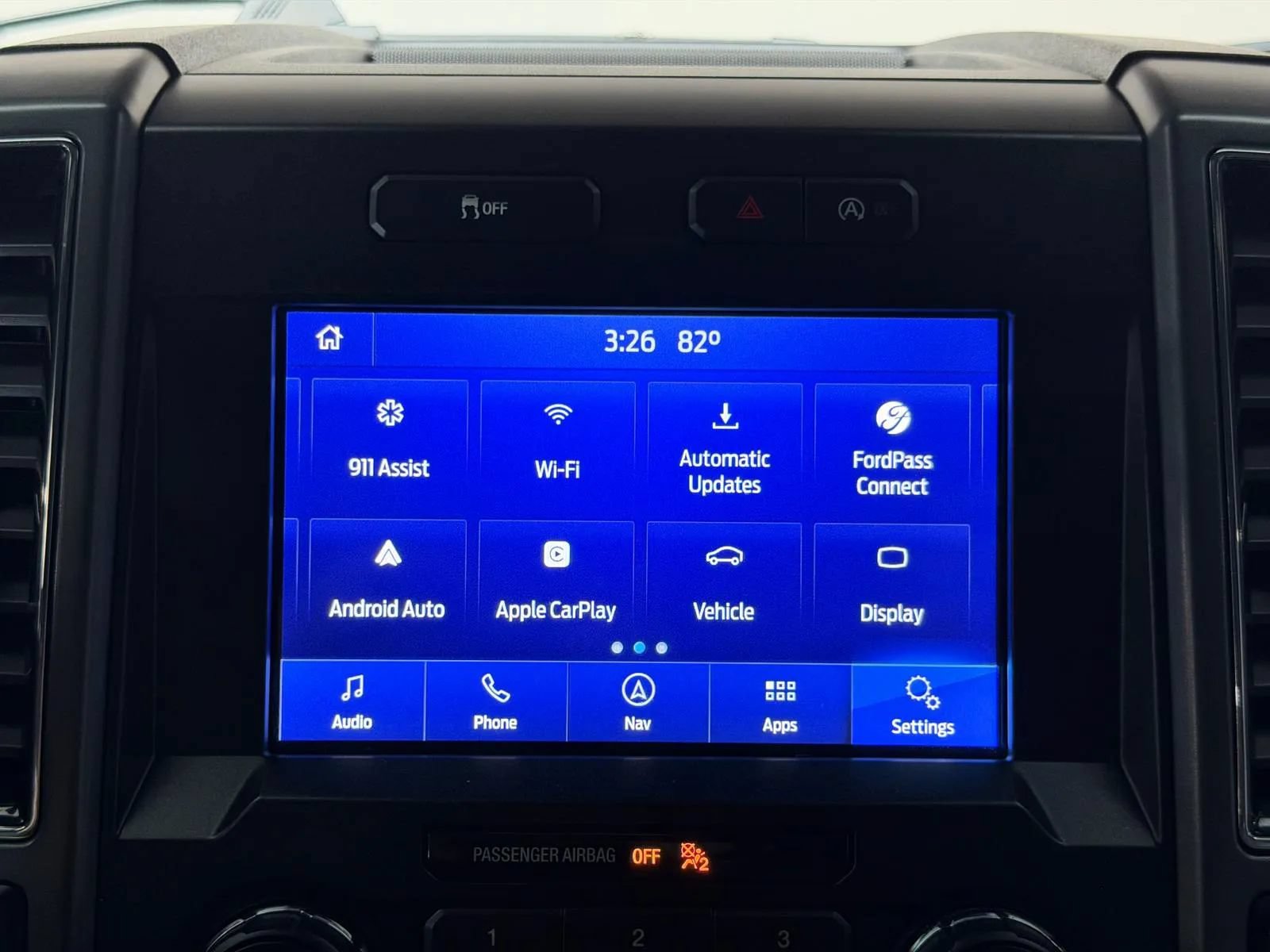Used 2019 Ford F150 XLT w/ Equipment Group 302A Luxury AWD/4WD image 40