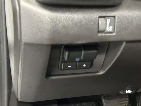 Used 2025 GMC Canyon AT4 AWD/4WD image 19