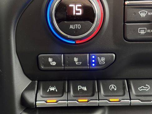 Used 2020 Chevrolet Silverado 1500 High Country w/ Technology Package image 27