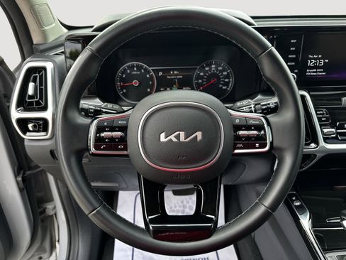 Used 2022 Kia Sorento SX FWD image 10
