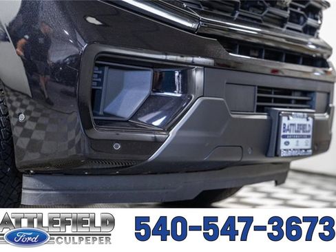 New 2025 Ford Expedition Active image 16