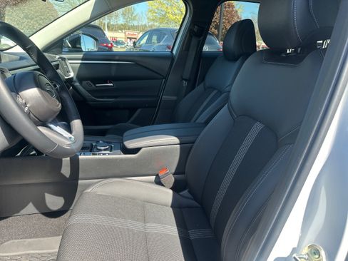 Used 2025 MAZDA CX-50 AWD 2.5 S w/ Preferred Package image 9